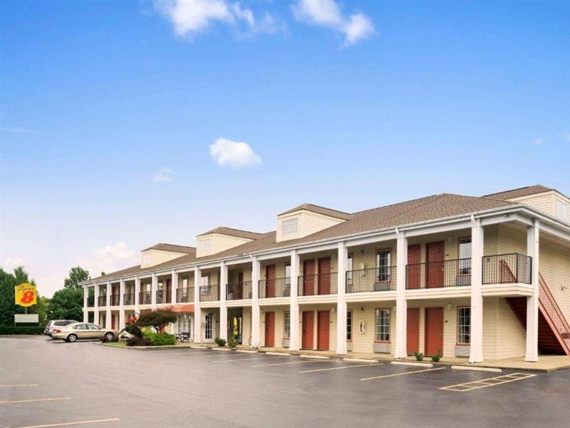 Super 8 By Wyndham Garner/Clayton/Raleigh Motel Exterior photo